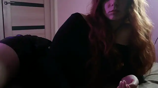  AliceOwen  online show from 13, 3, 2025