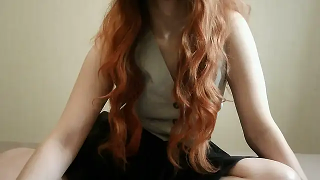  AliceOwen  online show from 24, 2, 2025