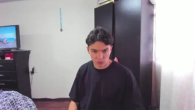 Mastrangelo xxx online show from 26, 2, 2025