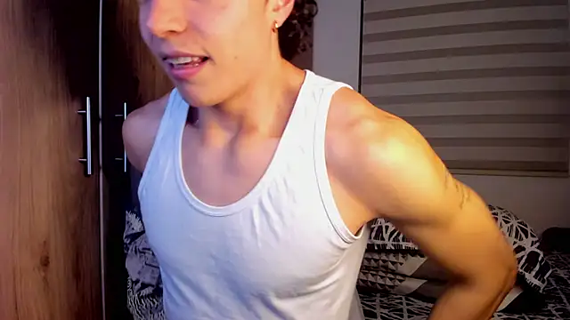 Mastrangelo xxx online show from 19, 12, 2025