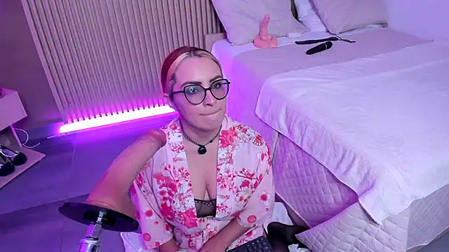 JessyCream online show from 4, 10, 2025