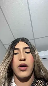 Megan2077 online show from 4, 6, 2026