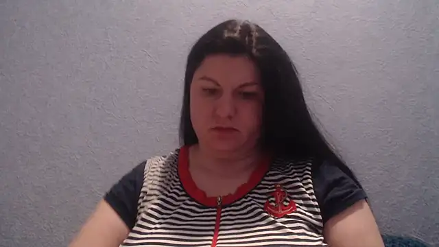 KiraSwee online show from 22, 12, 2025