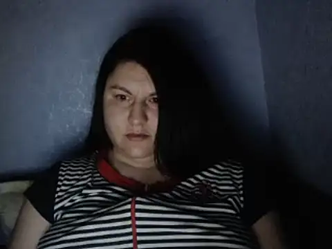 KiraSwee online show from 28, 1, 2025