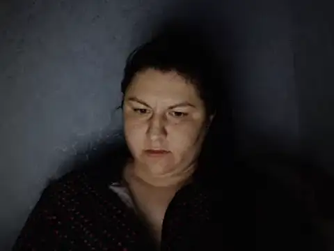 KiraSwee online show from 3, 10, 2025