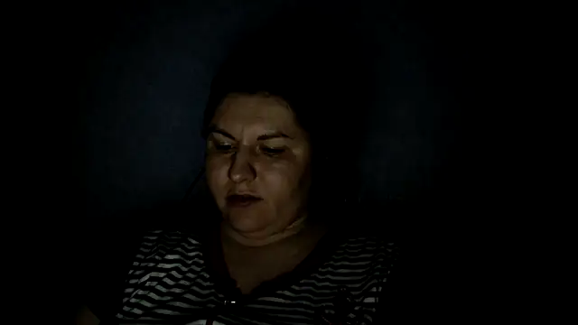 KiraSwee online show from 7, 3, 2025