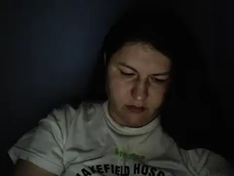 KiraSwee online show from 19, 9, 2025