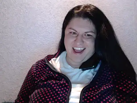 KiraSwee online show from 18, 10, 2025