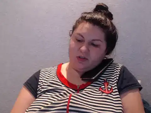 KiraSwee online show from 29, 1, 2025