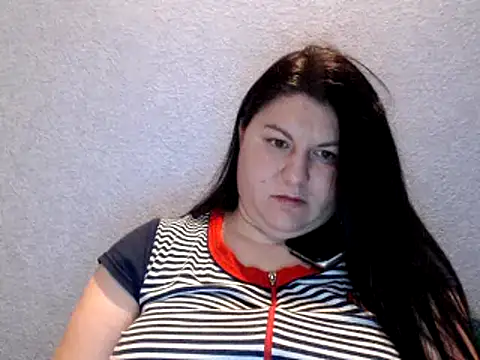 KiraSwee online show from 10, 12, 2024