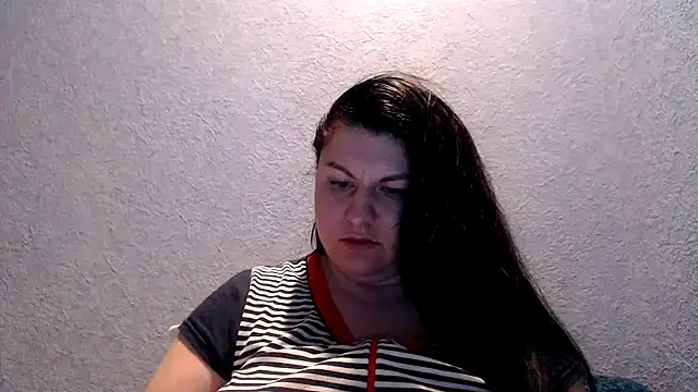 KiraSwee online show from 28, 11, 2025