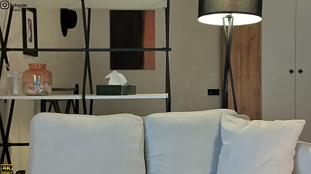 emiljanna online show from 27, 10, 2025