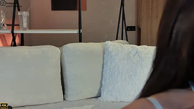 emiljanna online show from 28, 11, 2025