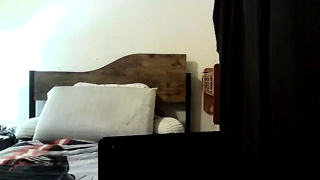 Dara4q online show from 4, 12, 2025