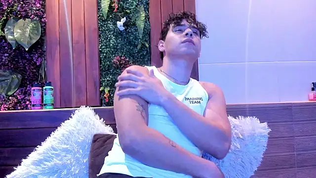 Snapshot of Gabriell_ramirez chatting on 13, 3, 2025 Gabriell ramirez online show from 13, 3, 2025