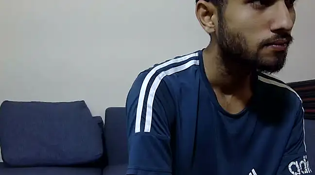 Queen Couple online show from 9, 3, 2025