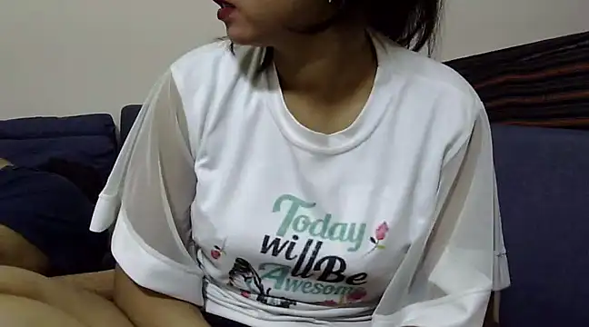 Queen Couple online show from 4, 3, 2025