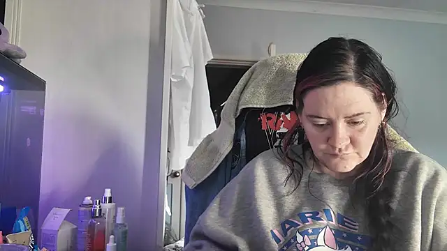 AureliaXOX online show from 14, 1, 2026