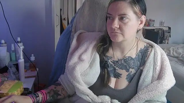 Snapshot of AureliaXOX chatting on 14, 9, 2025 AureliaXOX online show from 14, 9, 2025