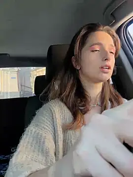 Maria Moonlight online show from 9, 3, 2025