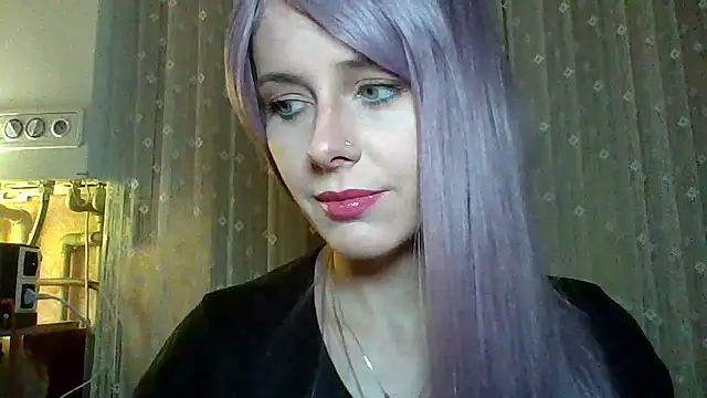 LuminousLady online show from 6, 3, 2025