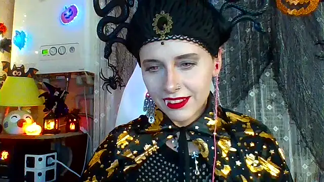 LuminousLady online show from 31, 10, 2025