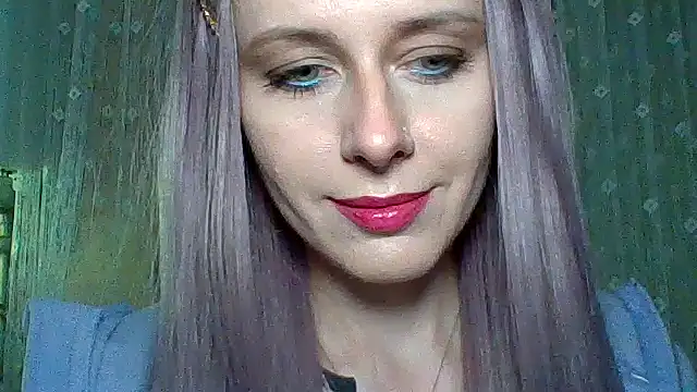 LuminousLady online show from 9, 3, 2025