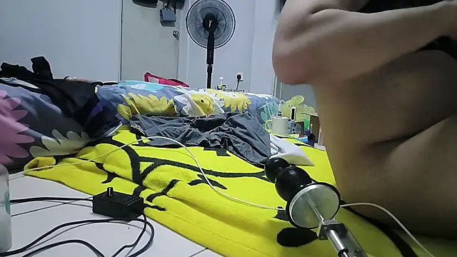 Raymond1308 online show from 19, 11, 2025