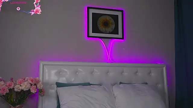 Snapshot of LeaCox_ chatting on 25, 10, 2025 LeaCox online show from 25, 10, 2025