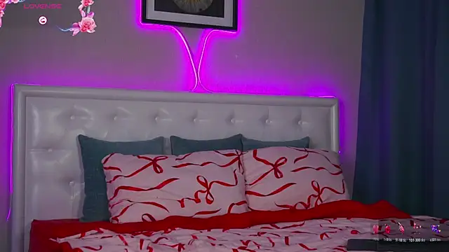 Snapshot of LeaCox_ chatting on 20, 11, 2025 LeaCox online show from 20, 11, 2025