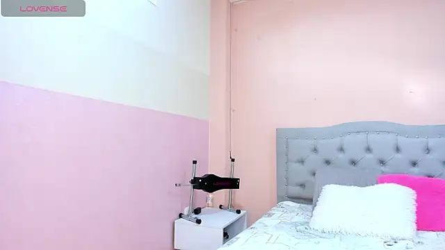 littletammy4u  online show from 5, 11, 2025