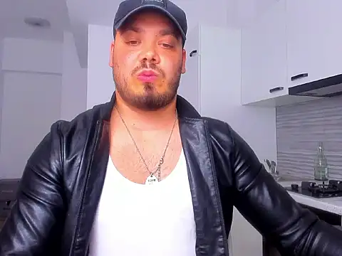 ZackMasterss online show from 8, 5, 2026