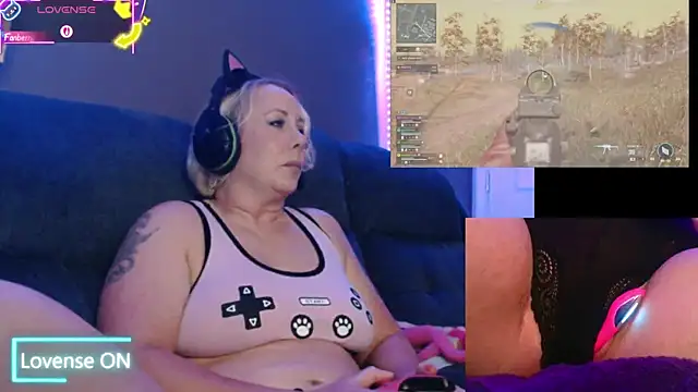 Trixiekittycutie online show from 28, 9, 2025