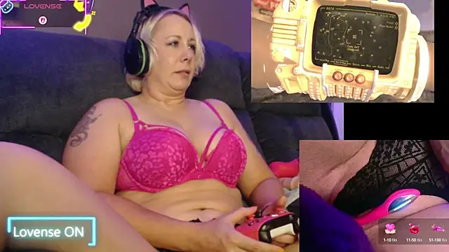 Trixiekittycutie online show from 29, 9, 2025