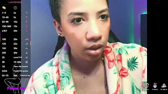 SallyWhitee online show from 17, 12, 2025