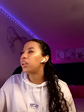 SallyWhitee online show from 9, 1, 2026