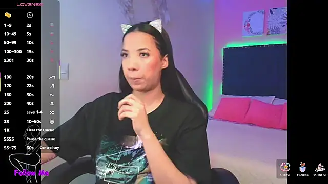 Snapshot of SallyWhitee chatting on 30, 11, 2025 SallyWhitee online show from 30, 11, 2025