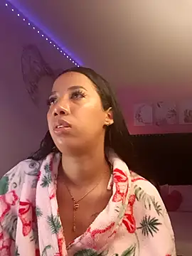 SallyWhitee online show from 11, 2, 2026