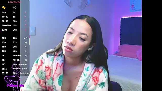 Snapshot of SallyWhitee chatting on 22, 9, 2025 SallyWhitee online show from 22, 9, 2025