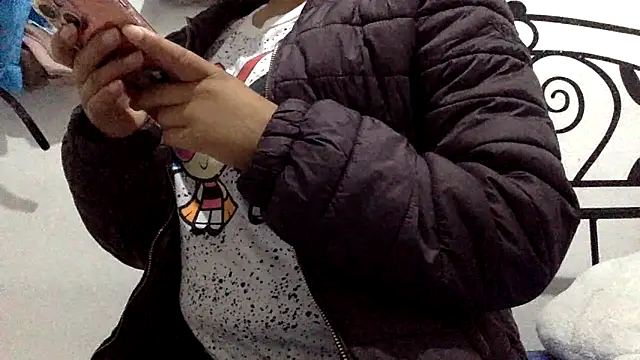 sharonlopez9611 online show from 8, 4, 2026