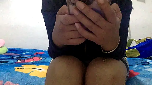 sharonlopez9611 online show from 15, 12, 2025