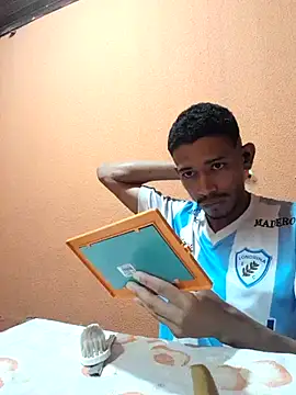 Mineirinho043 online show from 16, 3, 2025