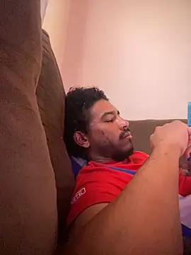 Mineirinho043 online show from 16, 10, 2025