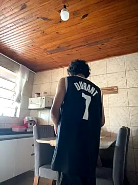 Mineirinho043 online show from 1, 11, 2025