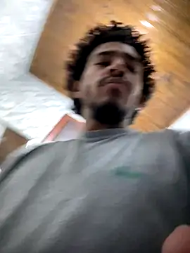 Mineirinho043 online show from 10, 10, 2025