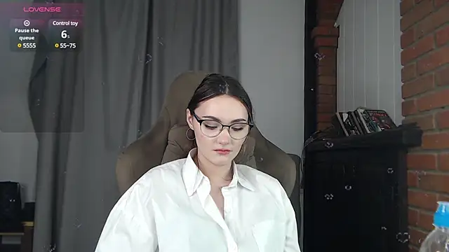 Kira Jin online show from 14, 2, 2025