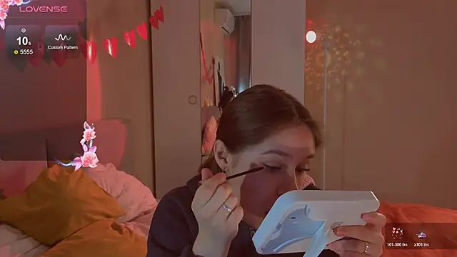 Mia Luw online show from 6, 3, 2026