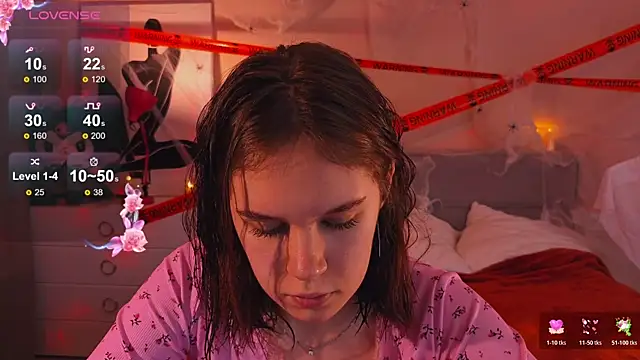 Mia Luw online show from 22, 10, 2025