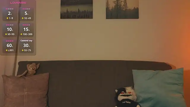 Mia Luw online show from 9, 4, 2026