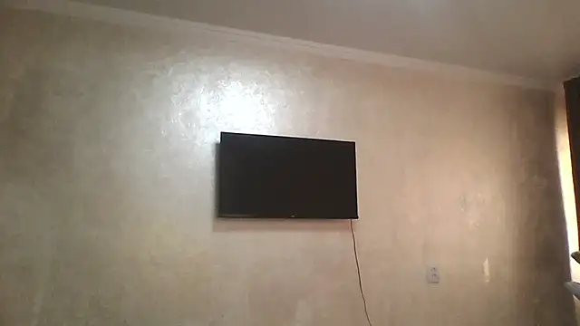 RoyalDessertt online show from 7, 11, 2025